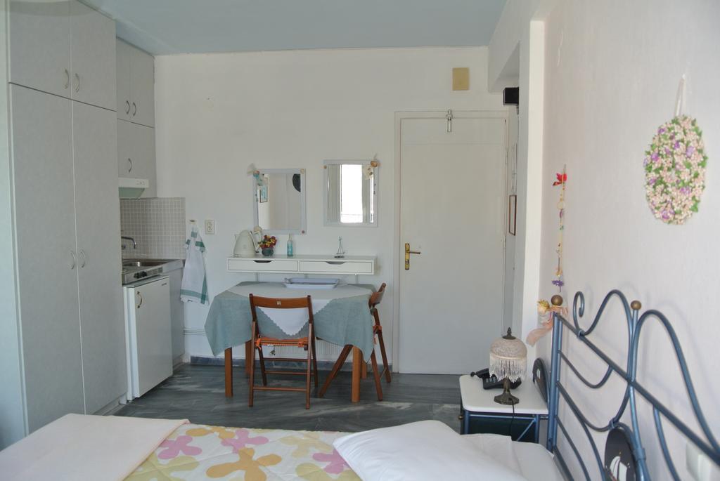 Aparthotel Meltemi Batsíon Exteriér fotografie